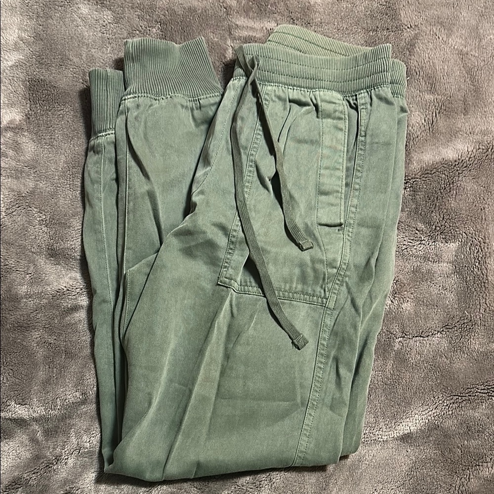 Women Green Jogger Pants